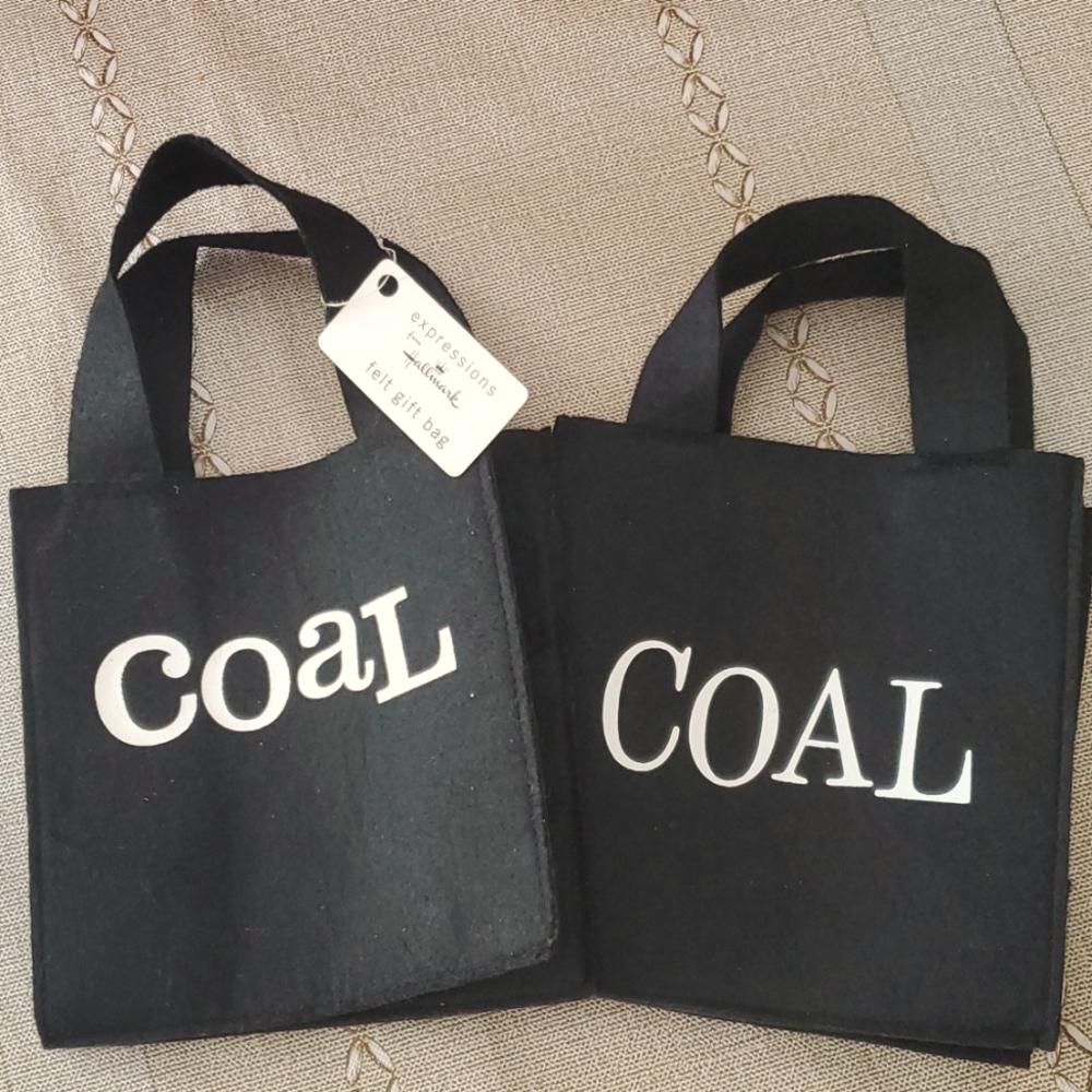NWT, 2 Hallmark Felt Gift Bags, Christmas